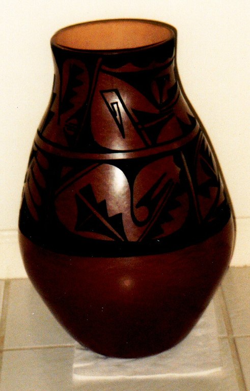 Ceramic pot by Carmelita Dunlap image