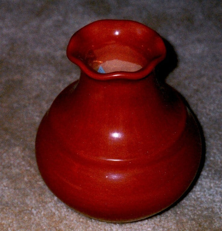 Ceramic pot by Tina Garcia image