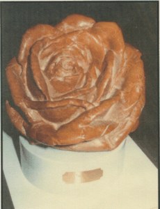 Portugali Marble Rose Sculpture image