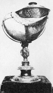 Silver and Shell Beaker image