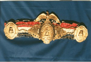 The Ring Magazine Award World Middleweight Championship Boxing Belt Trophy 1948 image